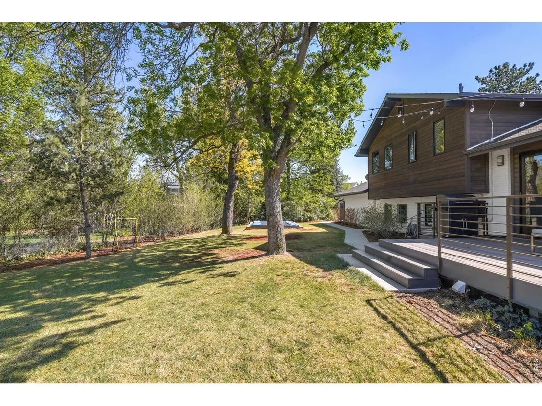 Photo of 200 Mohawk Dr