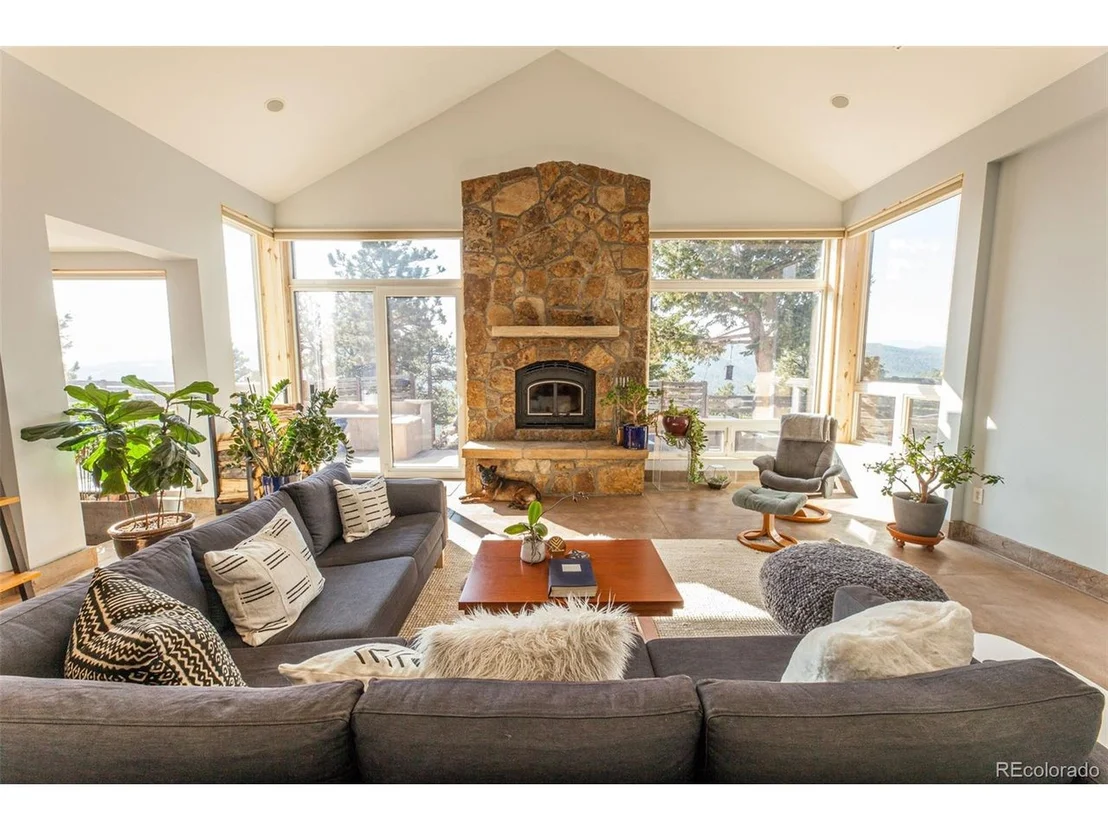 Photo of 4349 Ridge Rd