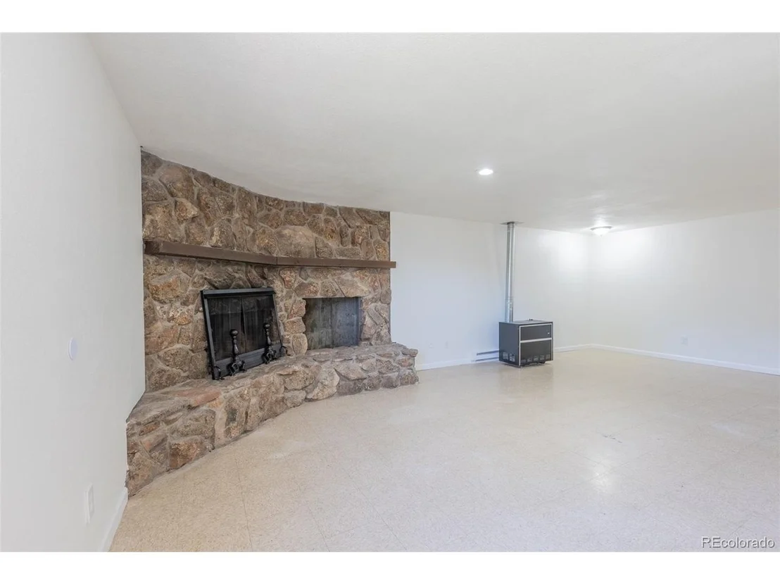 Photo of 9929 Appletree Pl