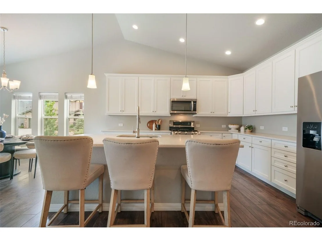 Photo of 2583 Lakes Edge Dr