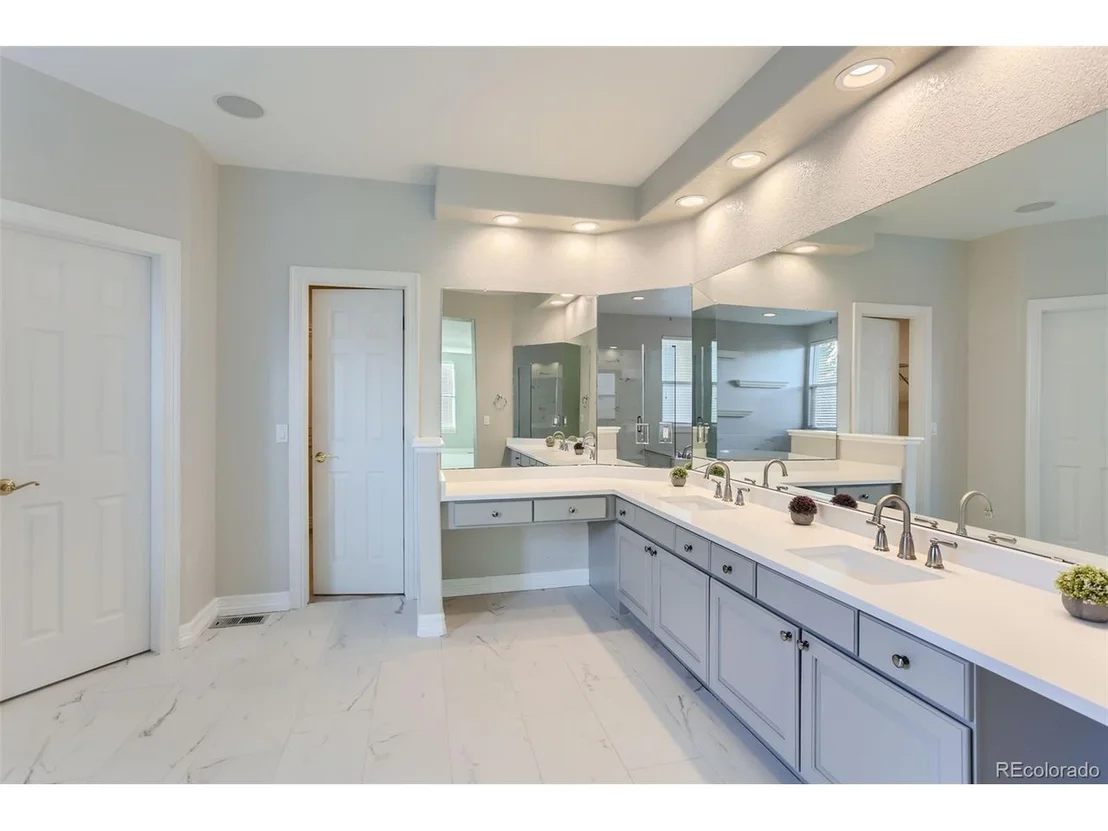 Photo of 396 Winterthur Way