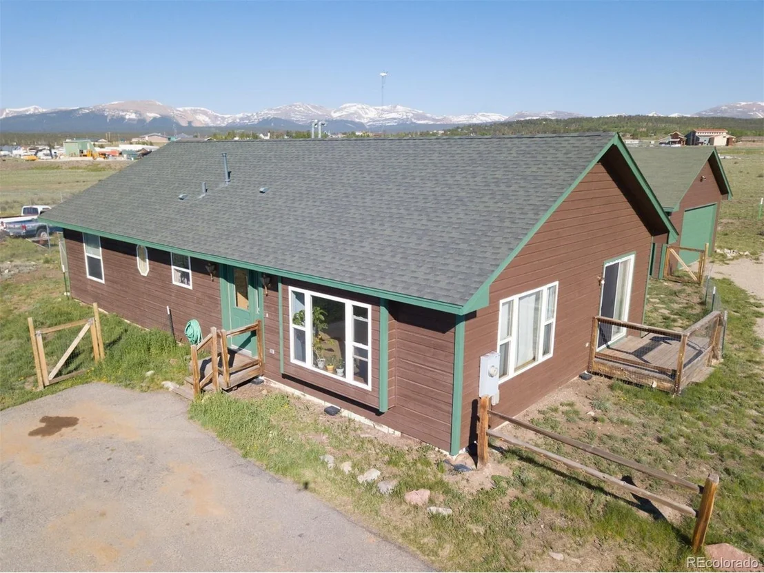 Photo of 1205 Meadow Dr