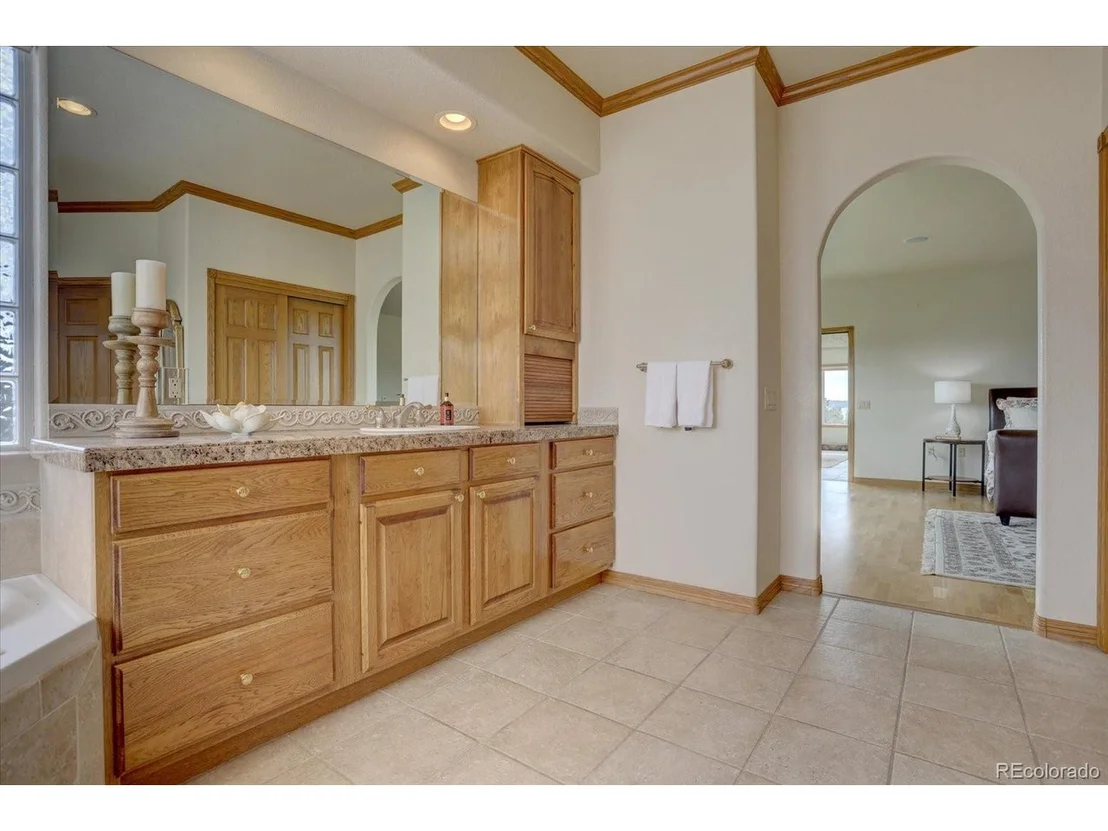 Photo of 2611 Windmill Cir
