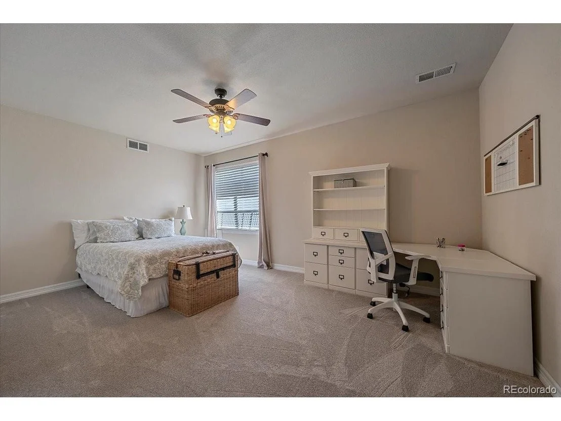 Photo of 13937 Pinehurst Cir