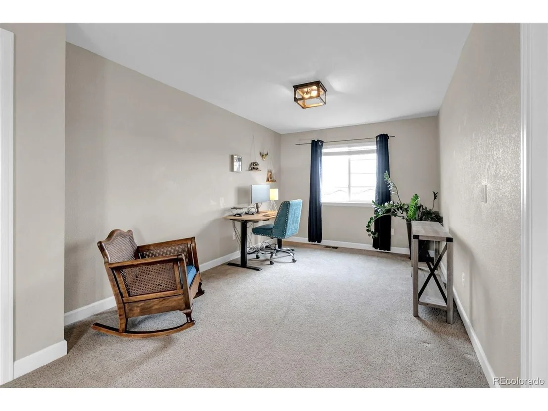 Photo of 1065 White Leaf Cir
