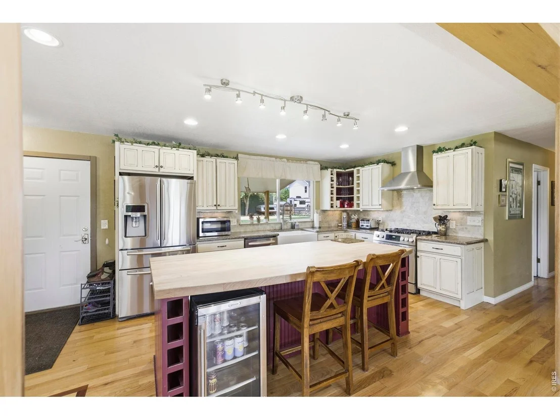 Photo of 3909 Goodell Ln