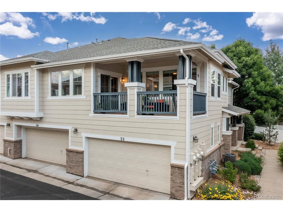 Photo of 32 Whitehaven Cir