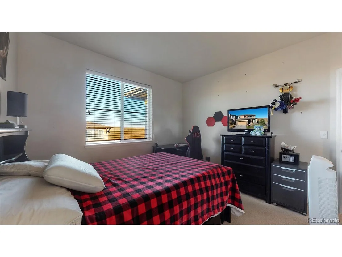 Photo of 9599 Juniper Way