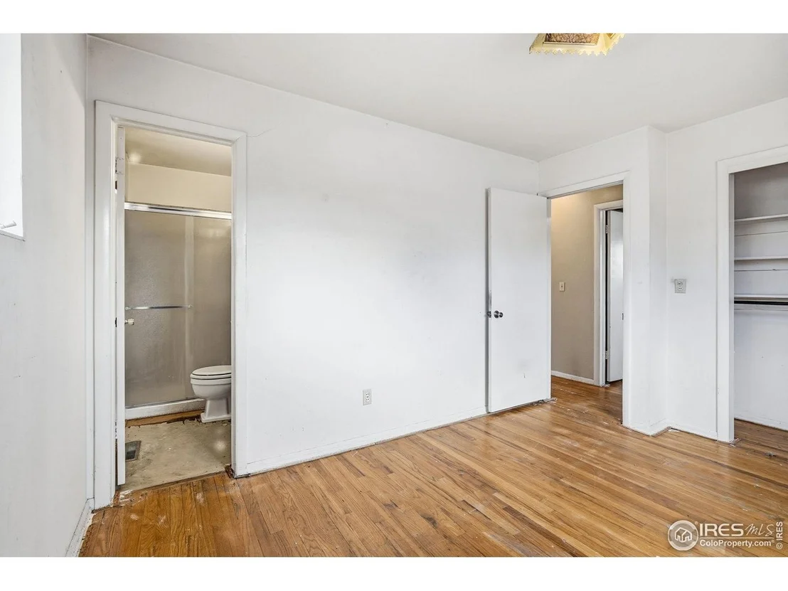 Photo of 4595 Moorhead Ave