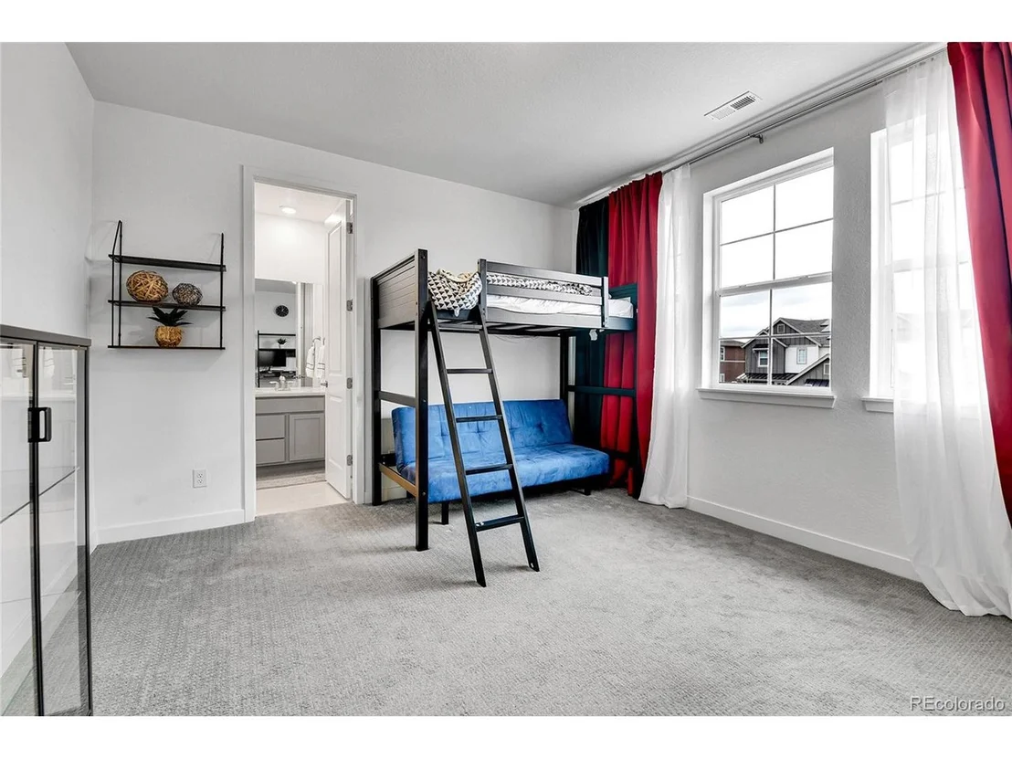 Photo of 22472 E Narrowleaf Cir