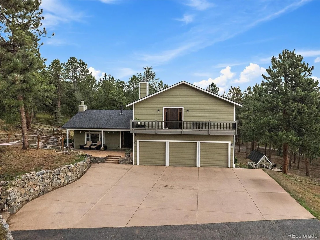 Photo of 2572 Aspen Spring Dr
