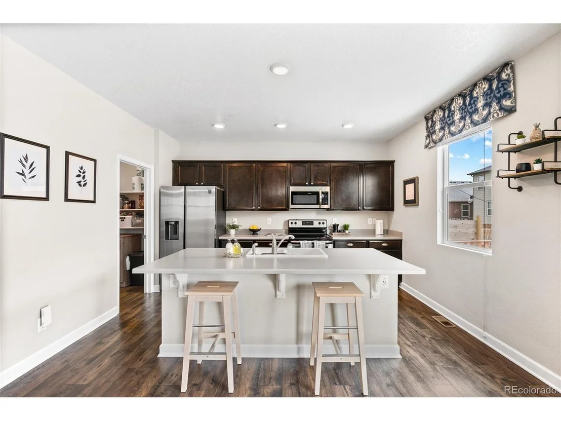 Photo of 865 Draw St