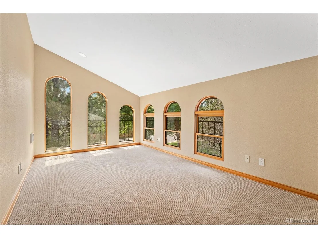 Photo of 7302 Island Cir