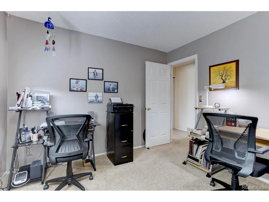 Photo of 6947 Landmark Dr