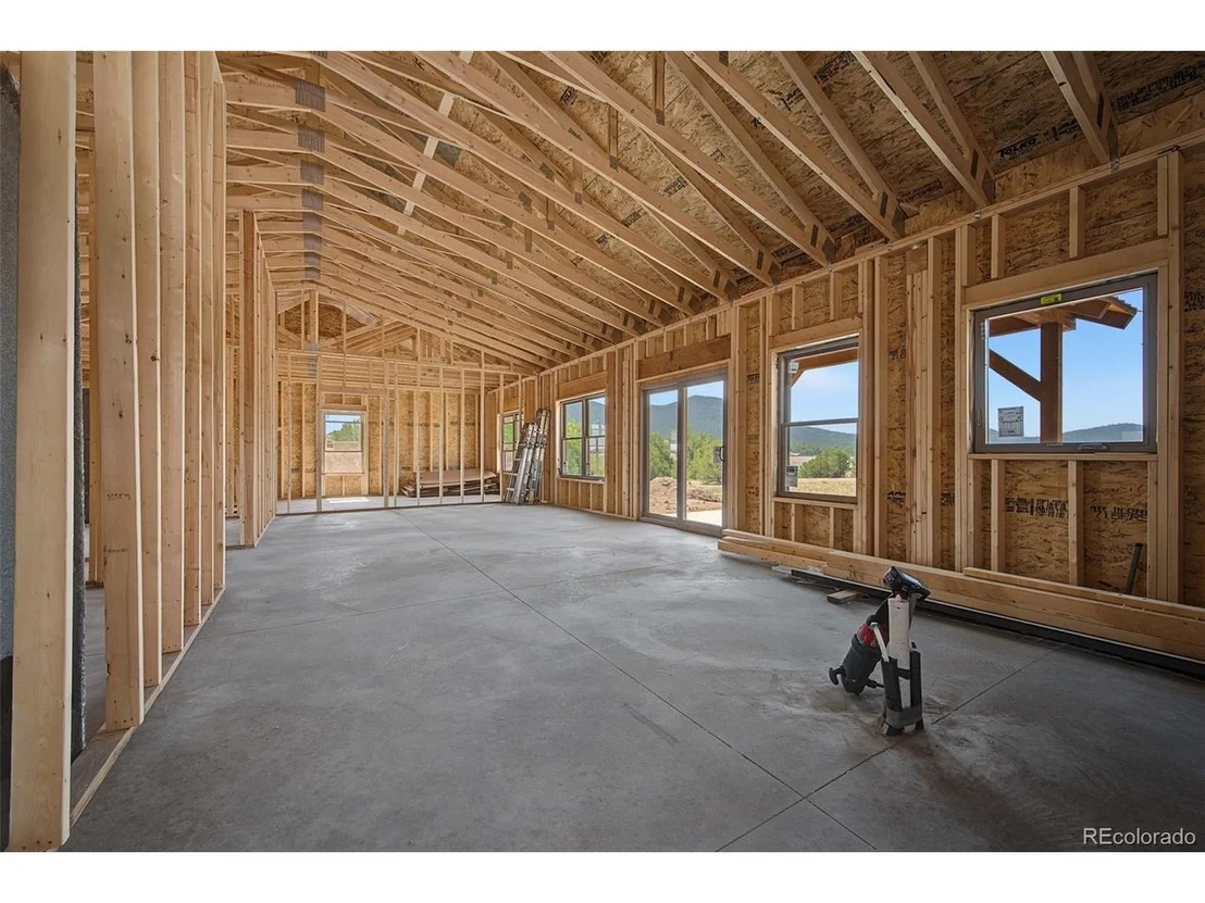 Photo of 312 16th Trl