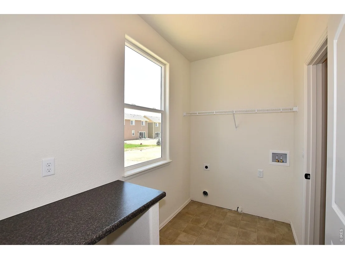Photo of 2417 Juno Ln
