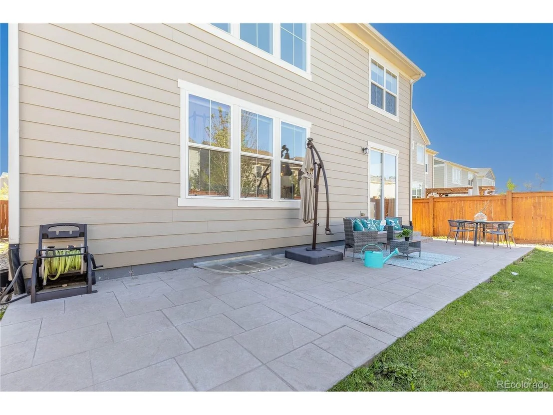 Photo of 381 Rainbow Ln