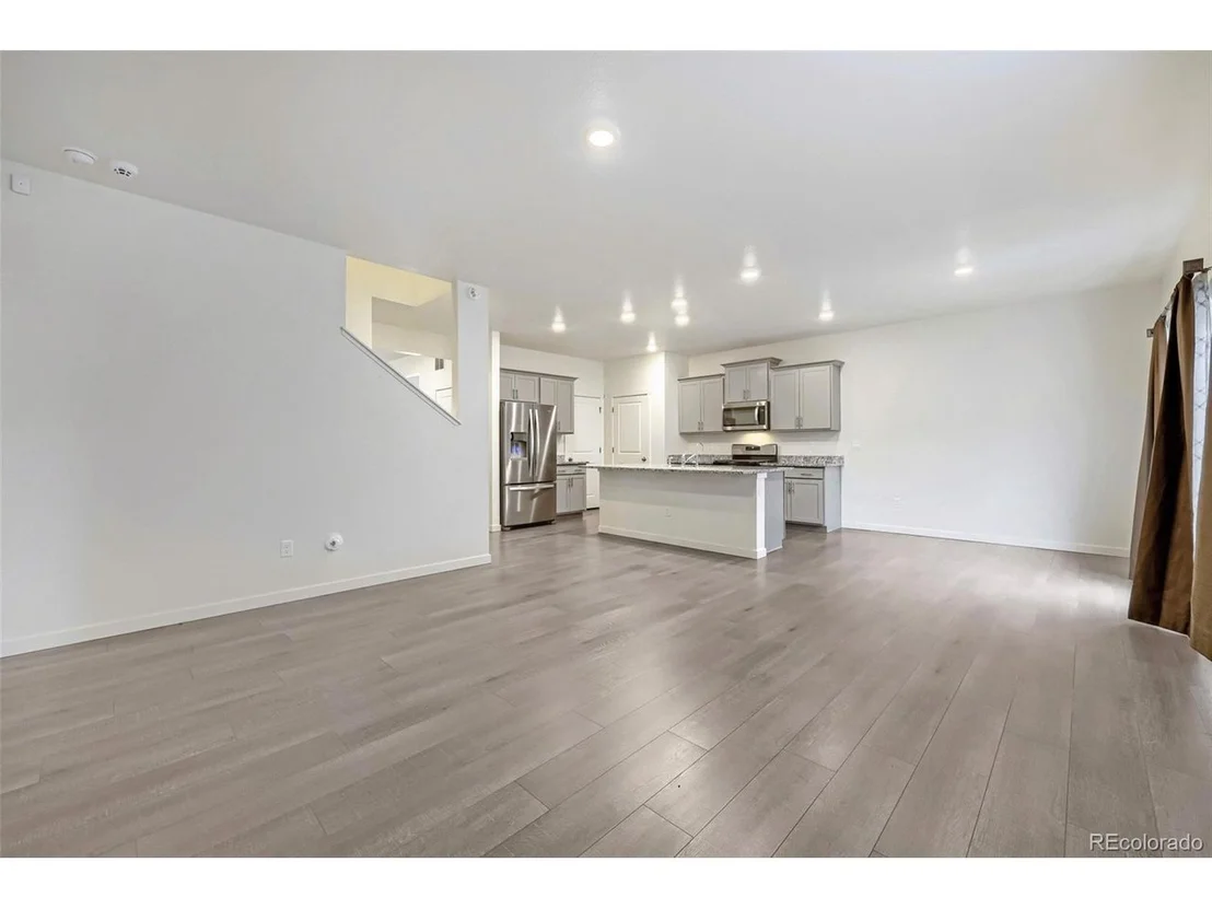 Photo of 801 Crest St