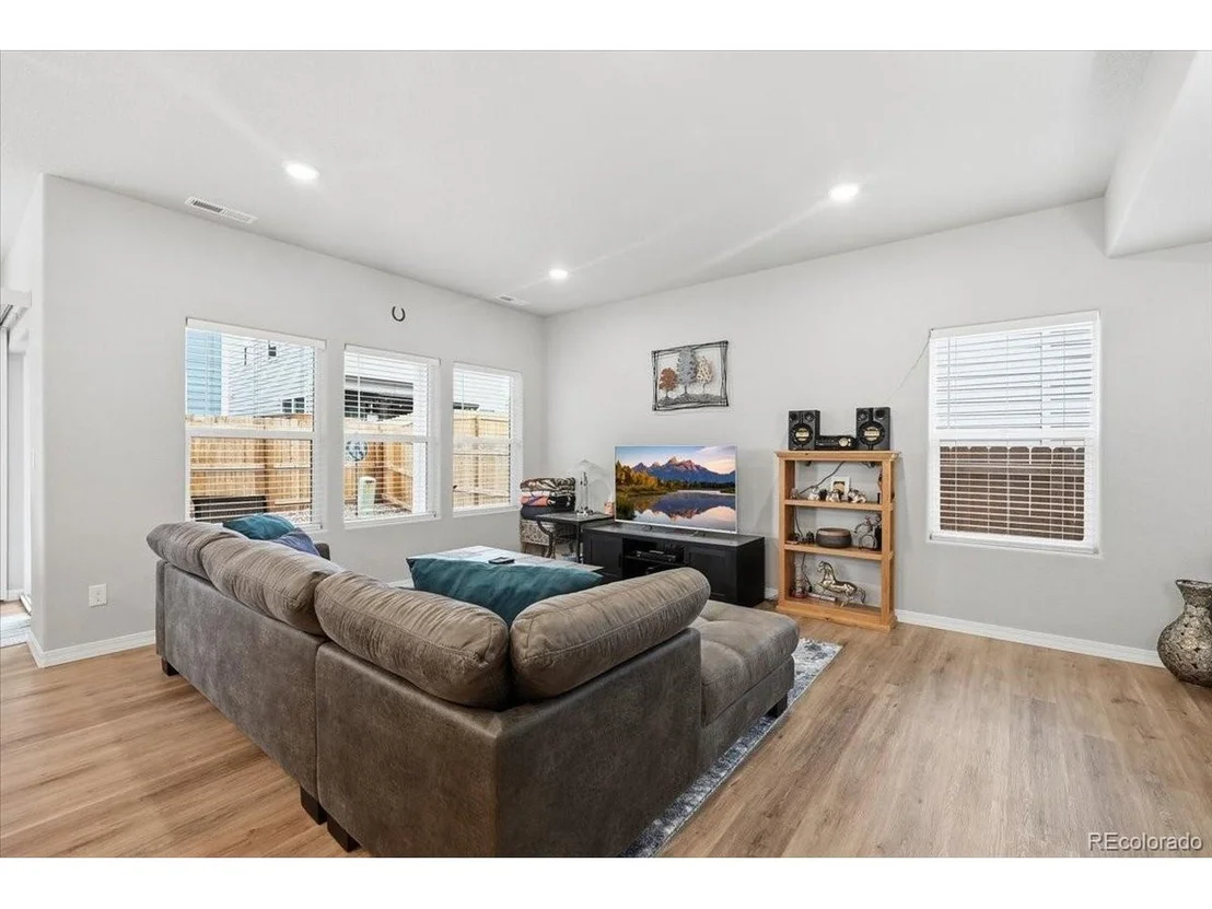 Photo of 8132 Isabel Pl