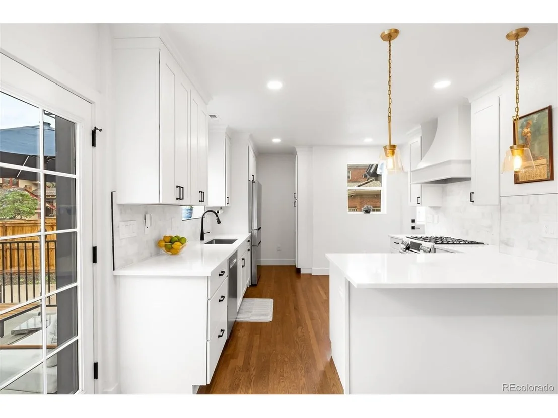 Photo of 2028 Elm St
