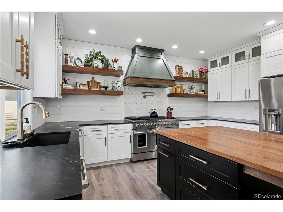 Photo of 5171 Craftsman Dr