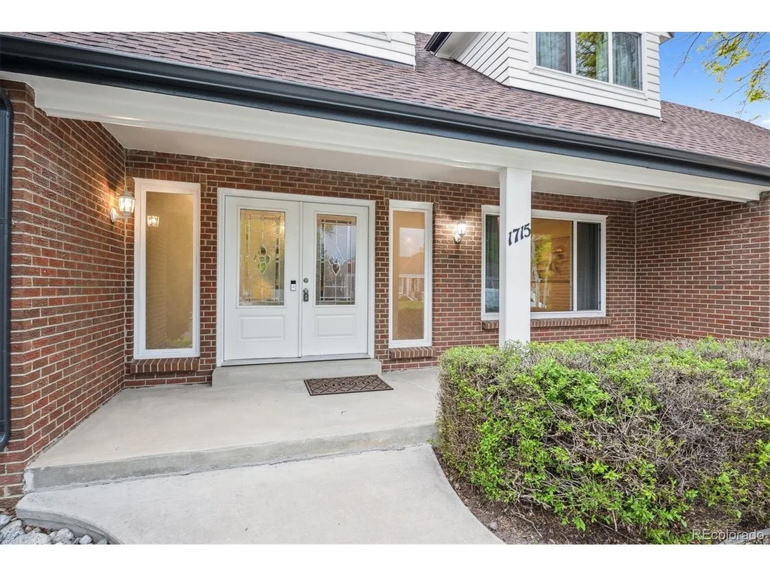 Photo of 1715 W 115th Cir