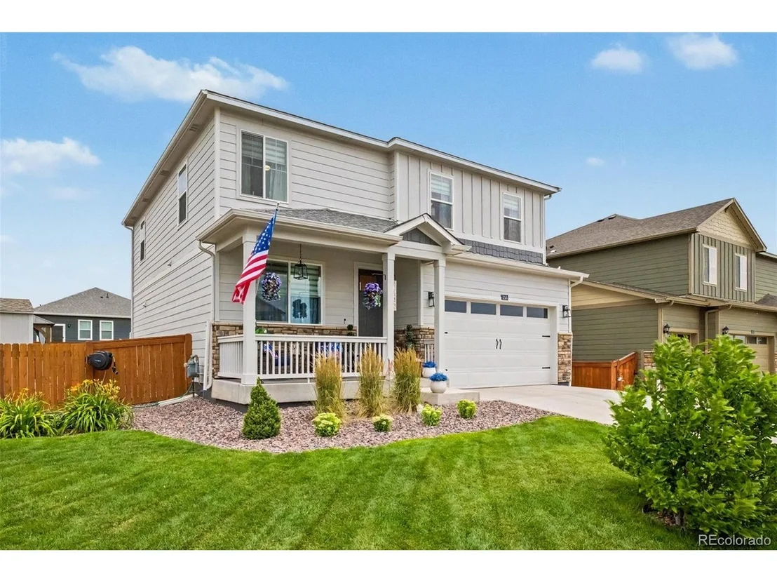 Photo of 1244 Lily Mountain Rd