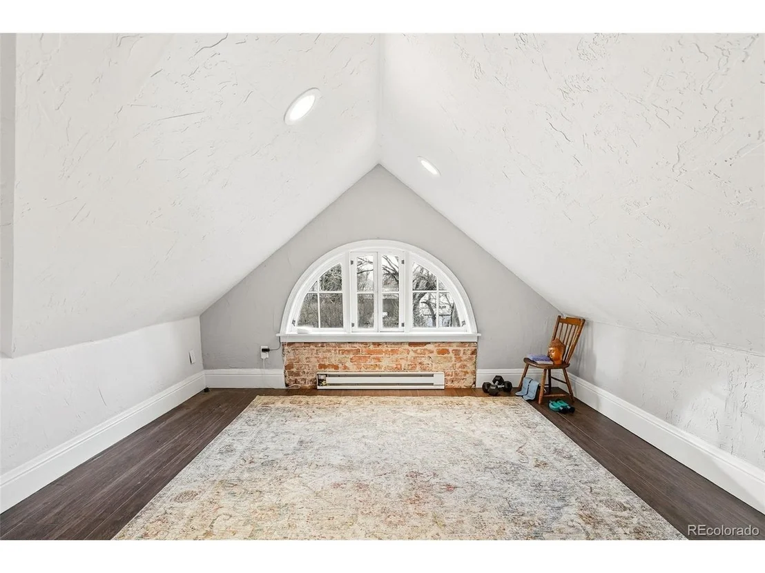 Photo of 1304 Olive St