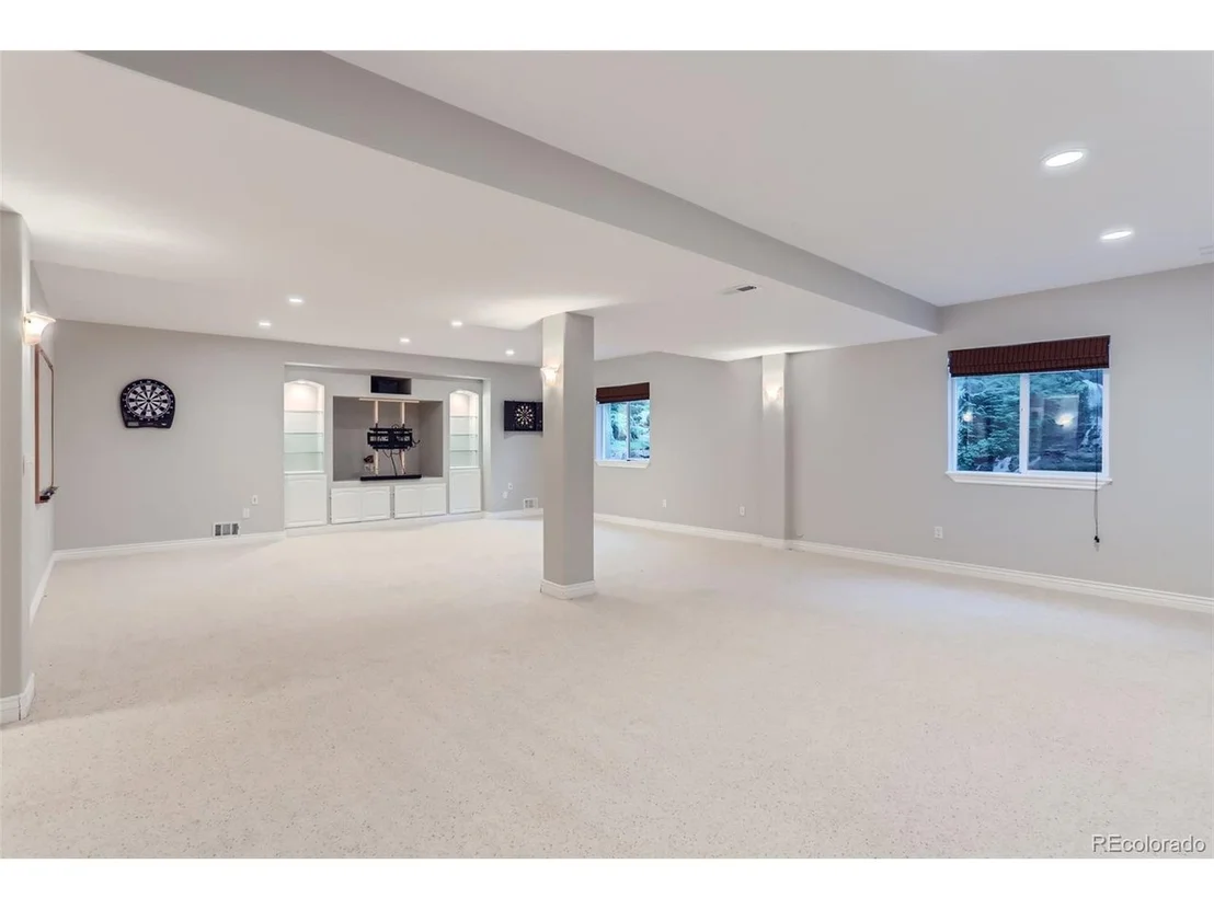 Photo of 396 Winterthur Way