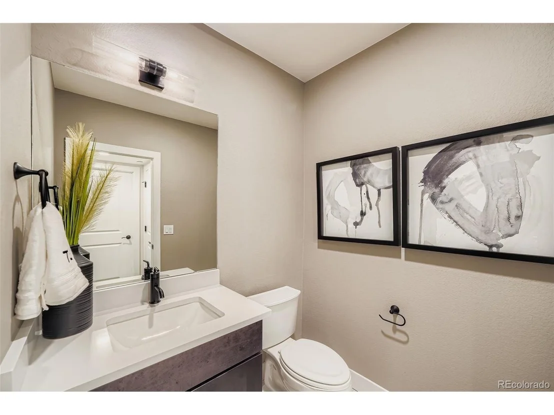 Photo of 720 Promenade Dr