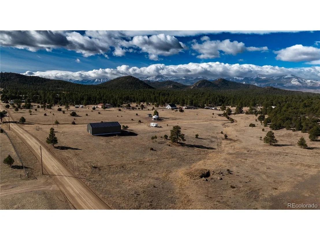 Photo of 639 15th Trl