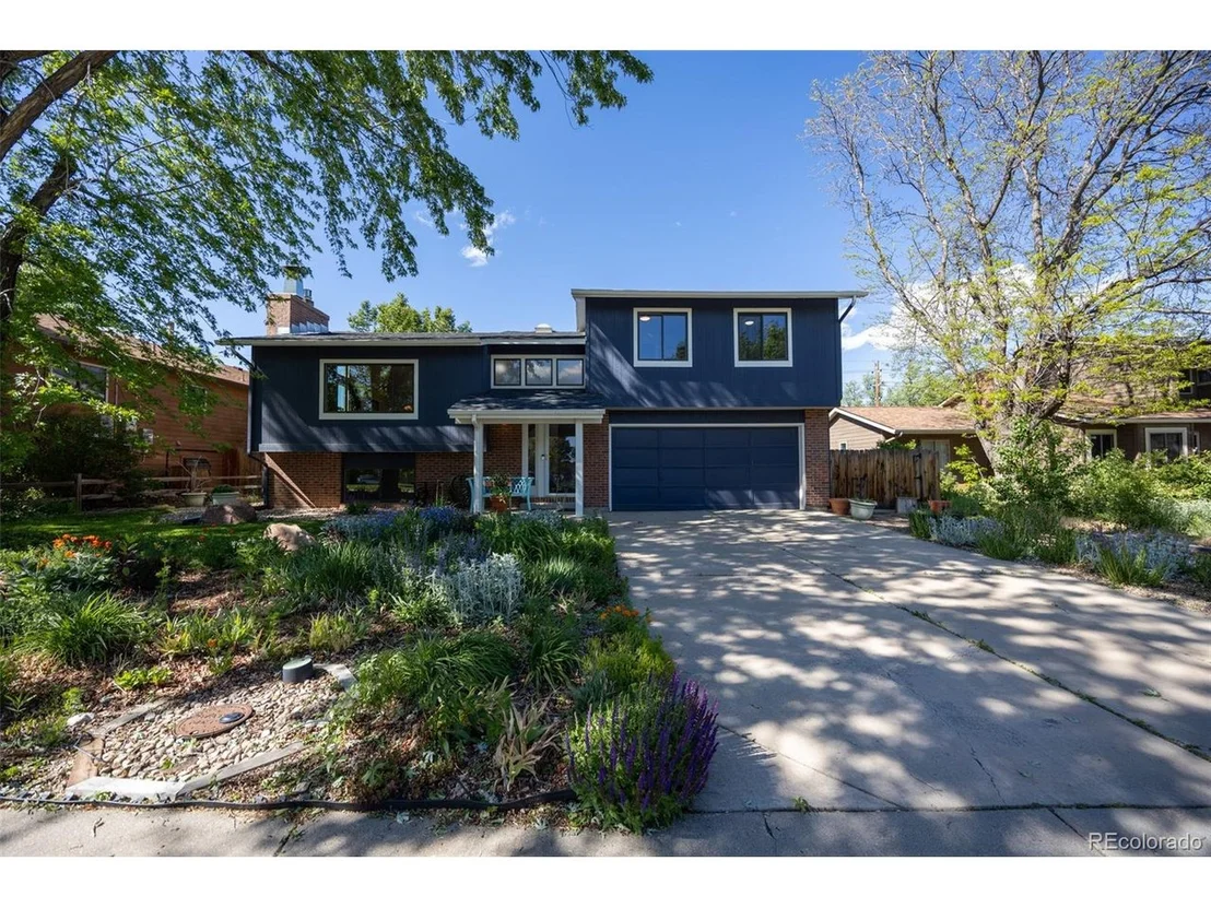 Photo of 1424 Cypress Cir