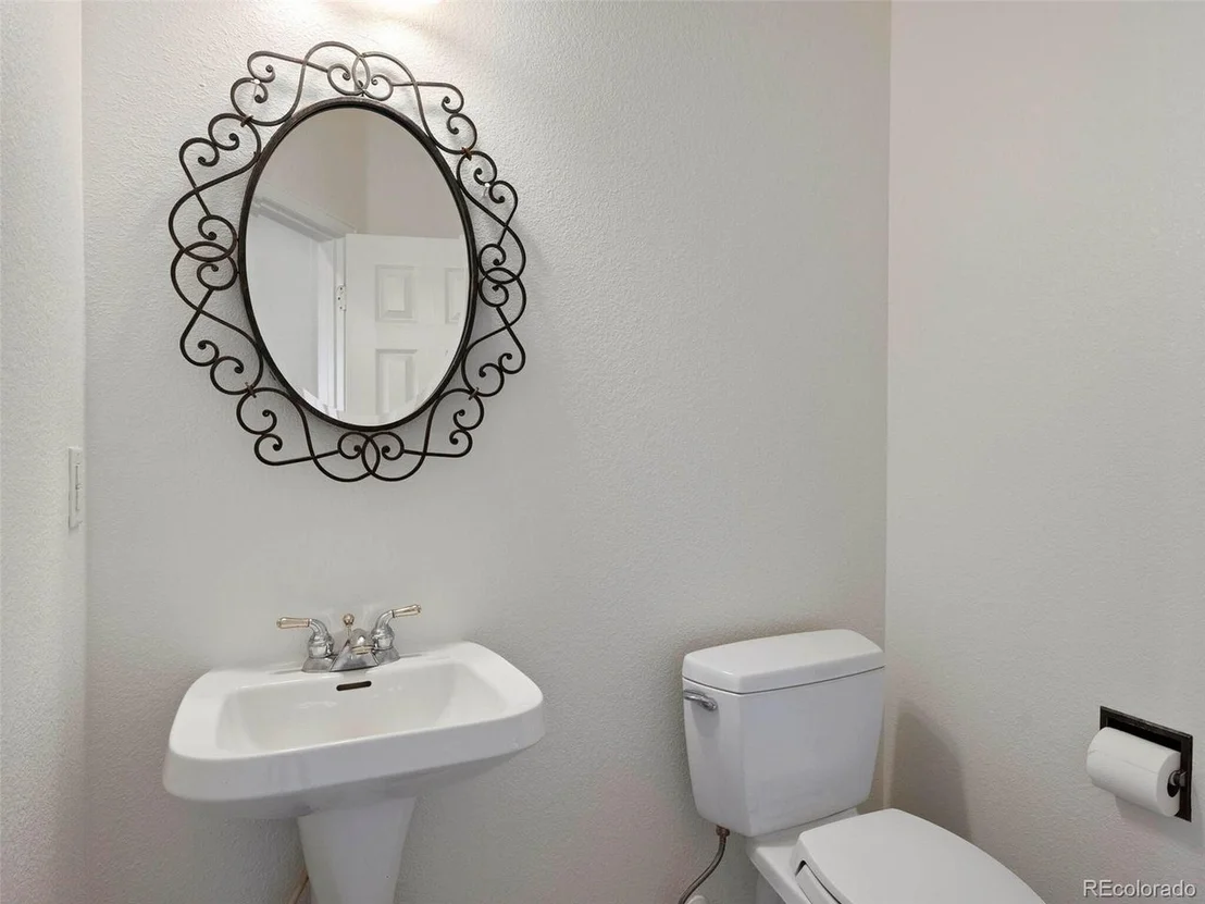 Photo of 365 Antelope Dr W