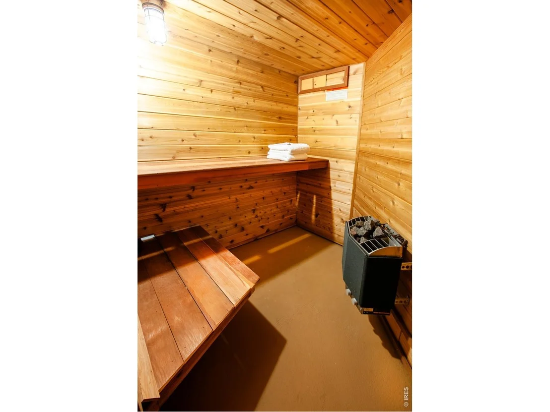 Photo of 6152 Hygiene Rd