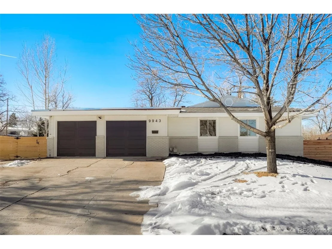Photo of 9943 Badding Dr