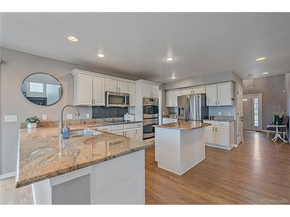 Photo of 10755 Foothill Way