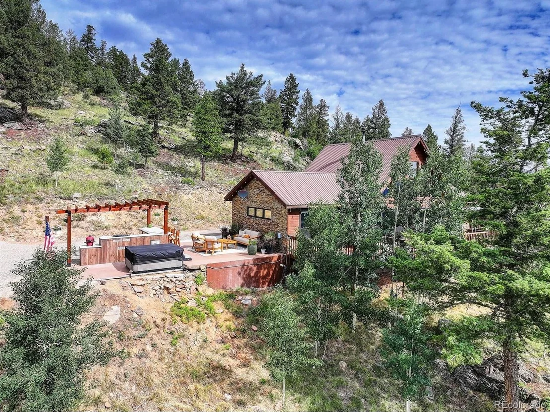 Photo of 291 Pinecrest Cir