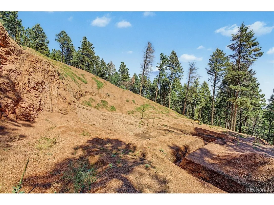 Photo of 2199 Badger Dr