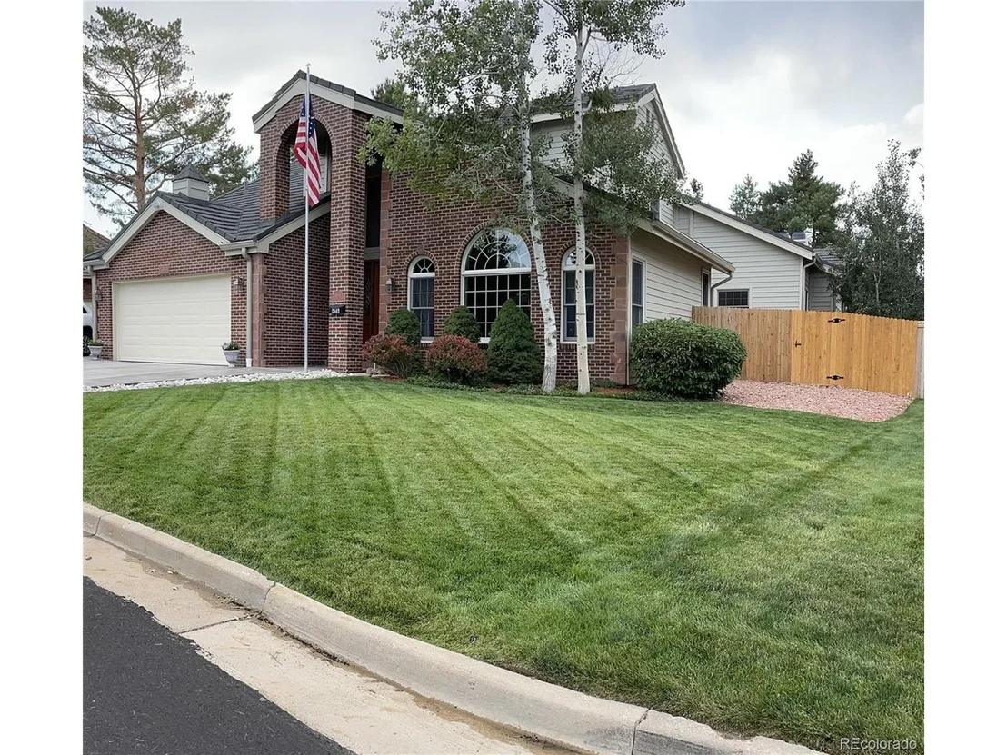 Photo of 1657 W 115th Cir