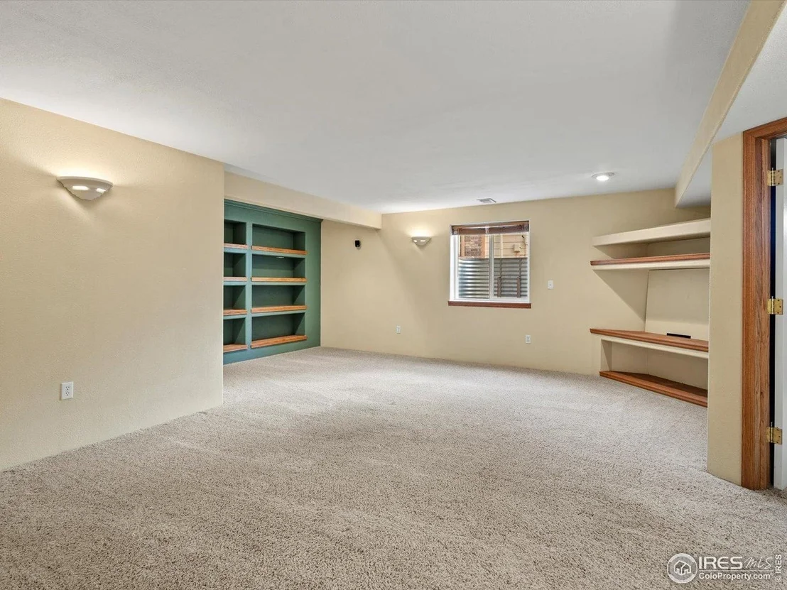 Photo of 1141 Jefferson Dr