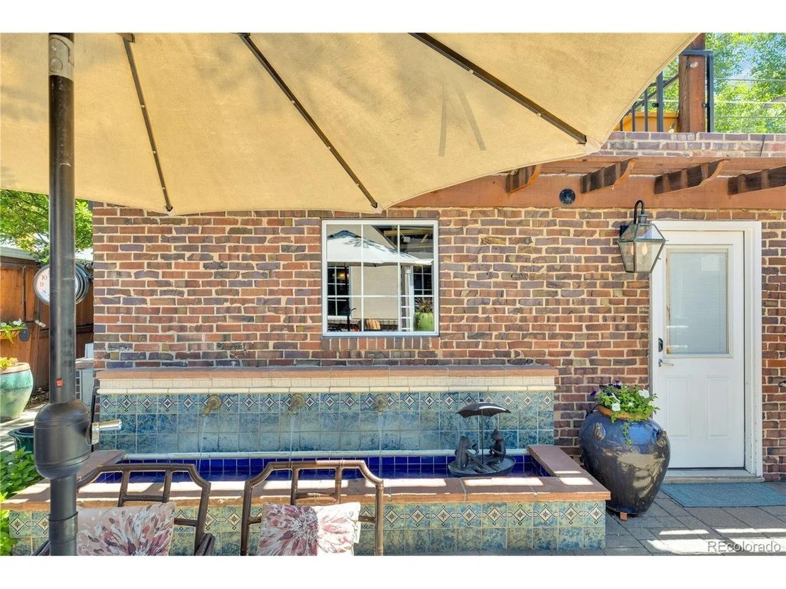 Photo of 520 Colorado Blvd