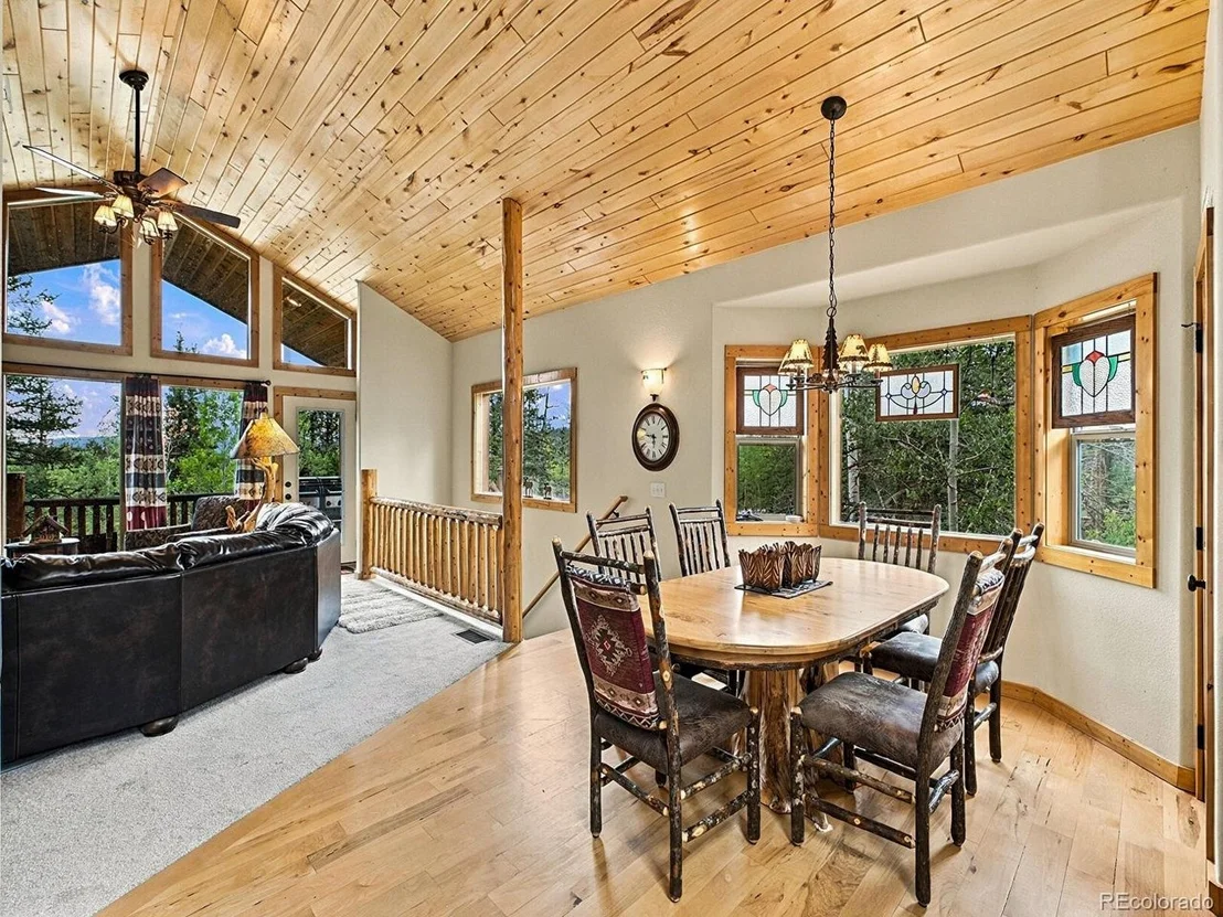 Photo of 150 Haida Rd
