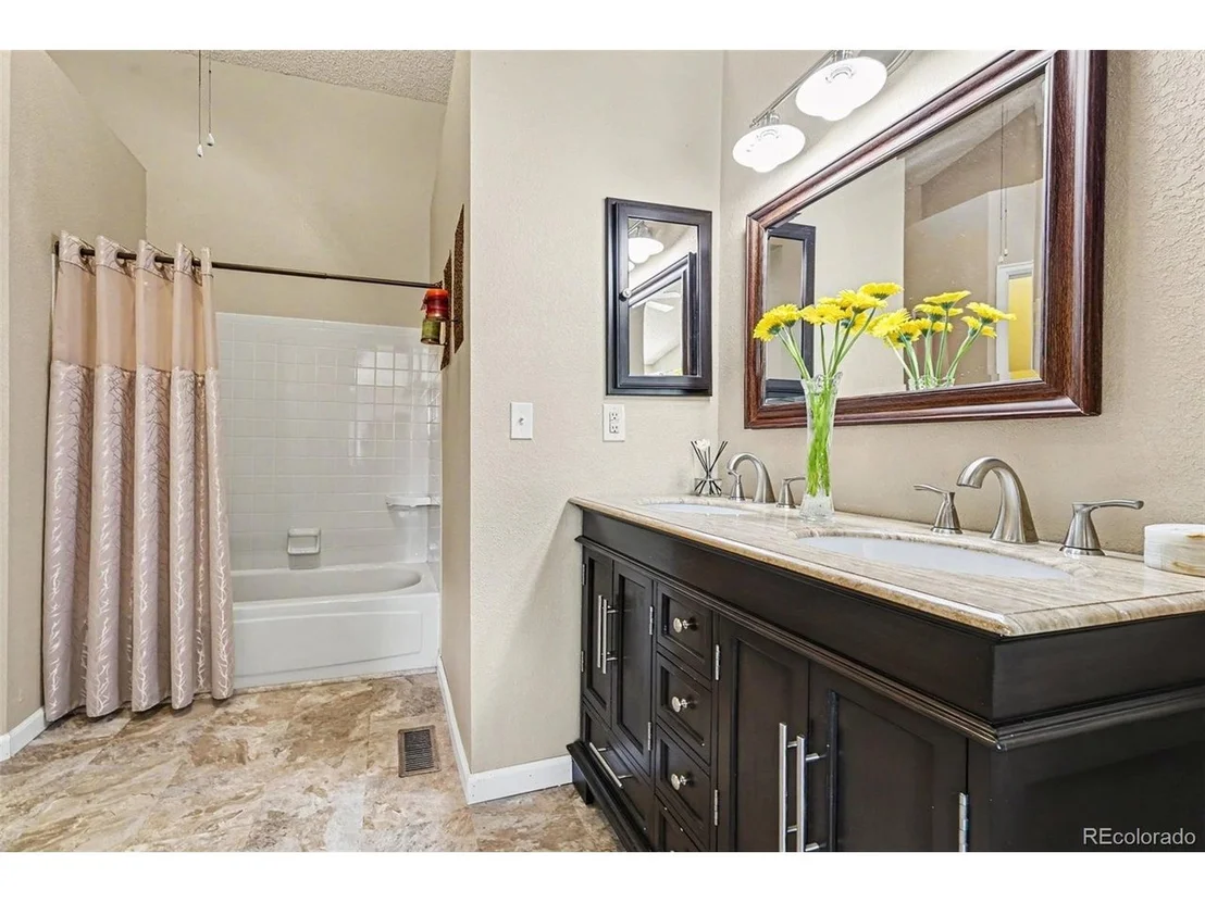 Photo of Unit G at 8452 Robb Cir