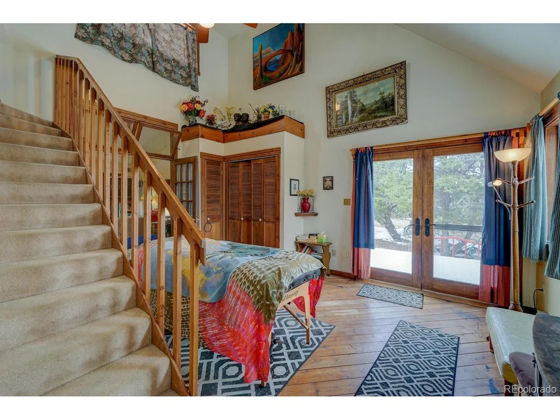 Photo of 6485 Divide Dr