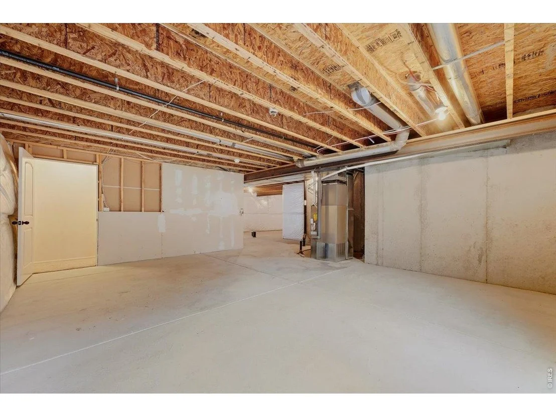 Photo of 639 Gore Range Dr