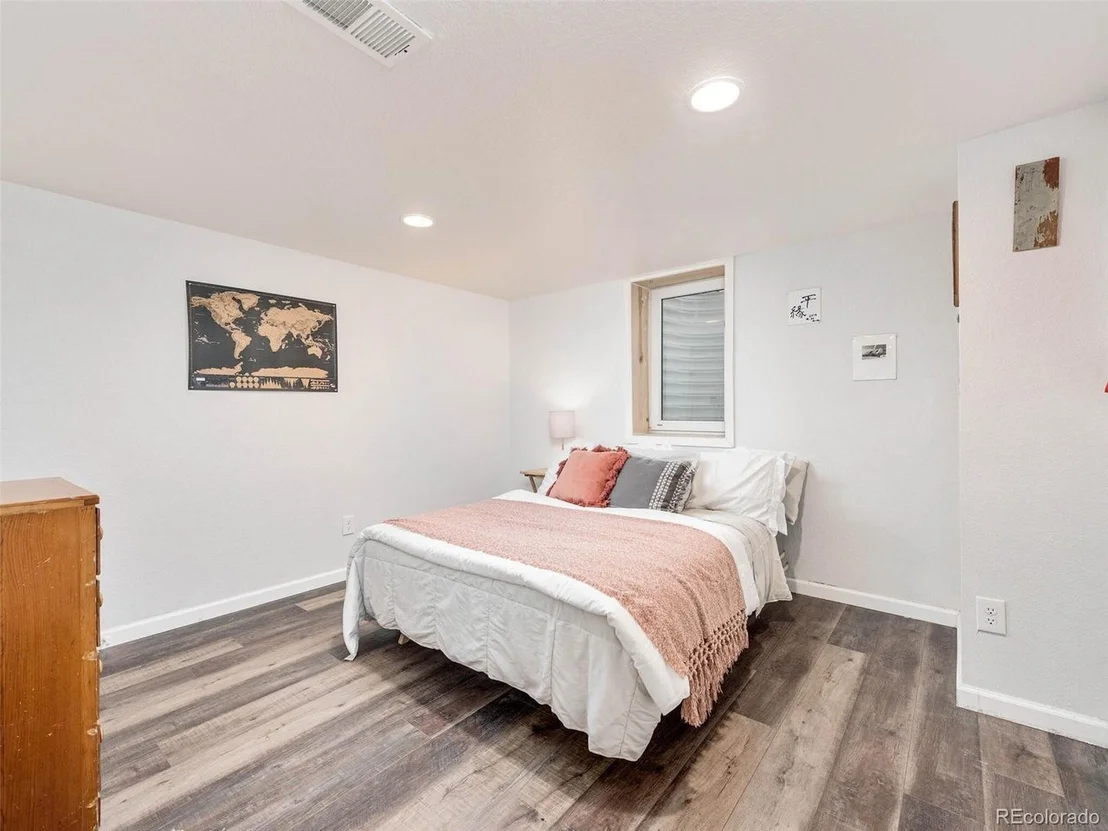 Photo of 3500 Niagara St