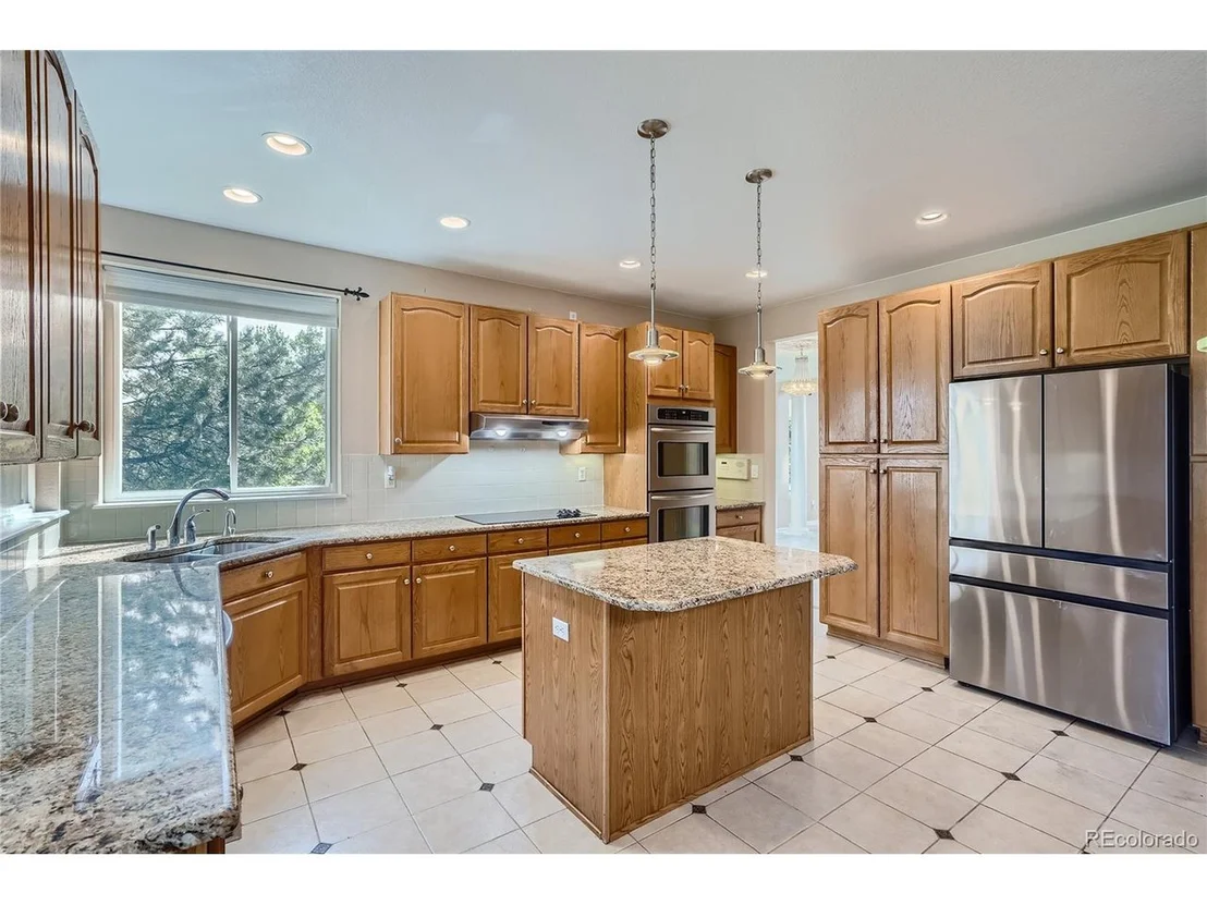 Photo of 6102 Devinney Way