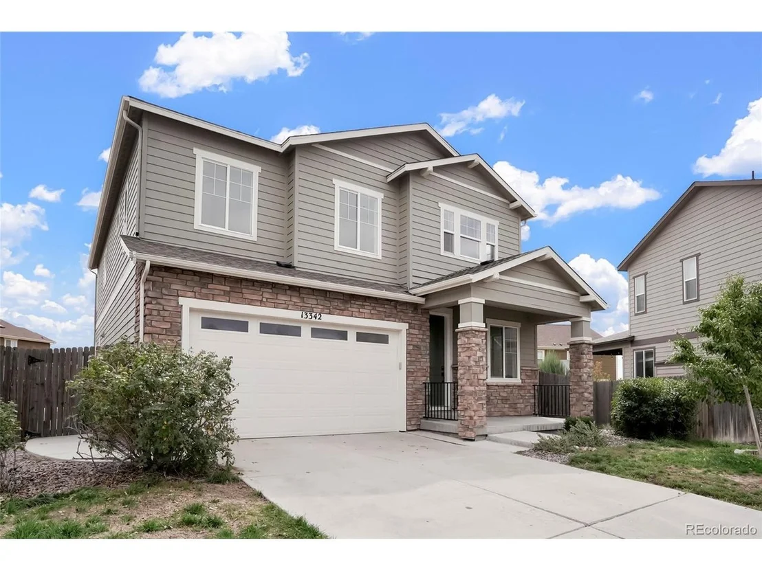 Photo of 13342 Newport Cir