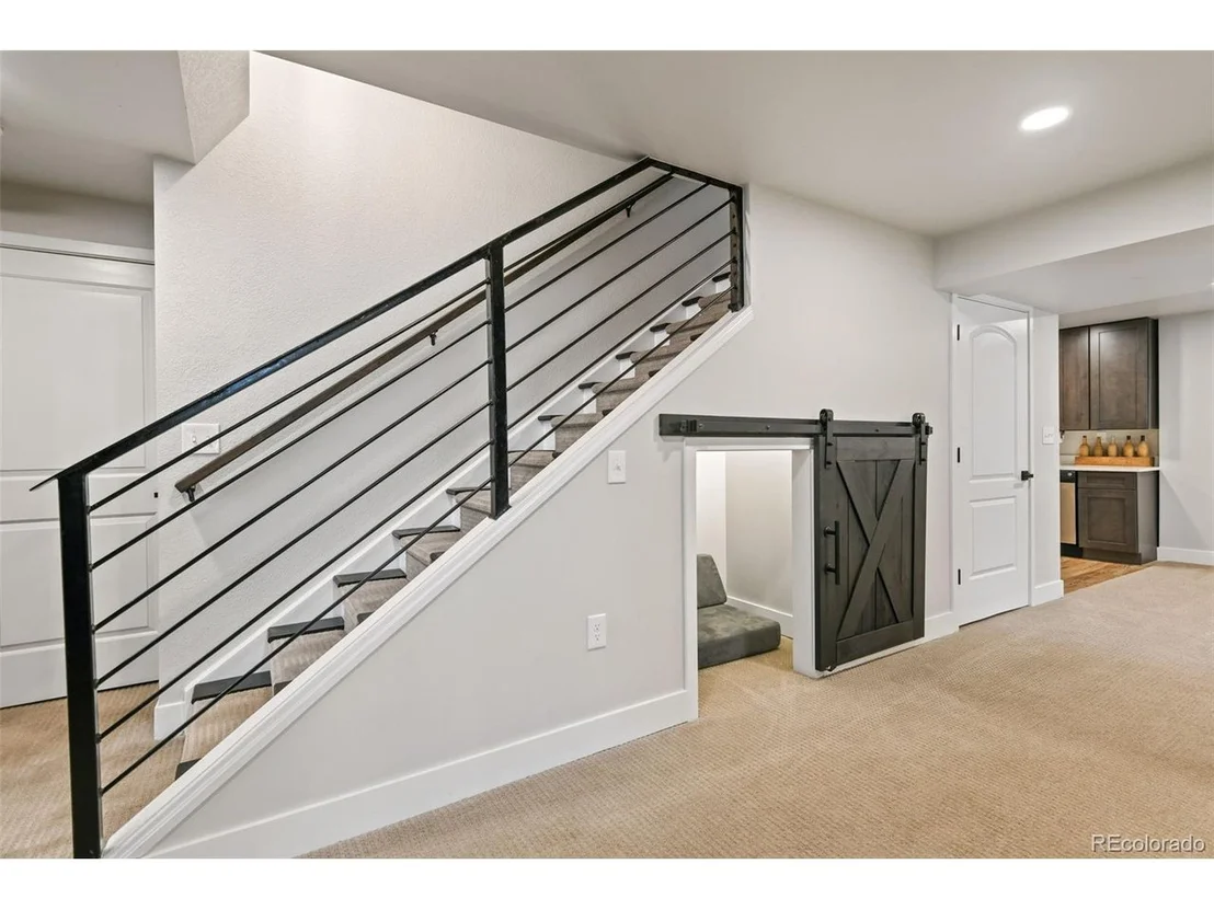 Photo of 1127 Cherrywood Dr