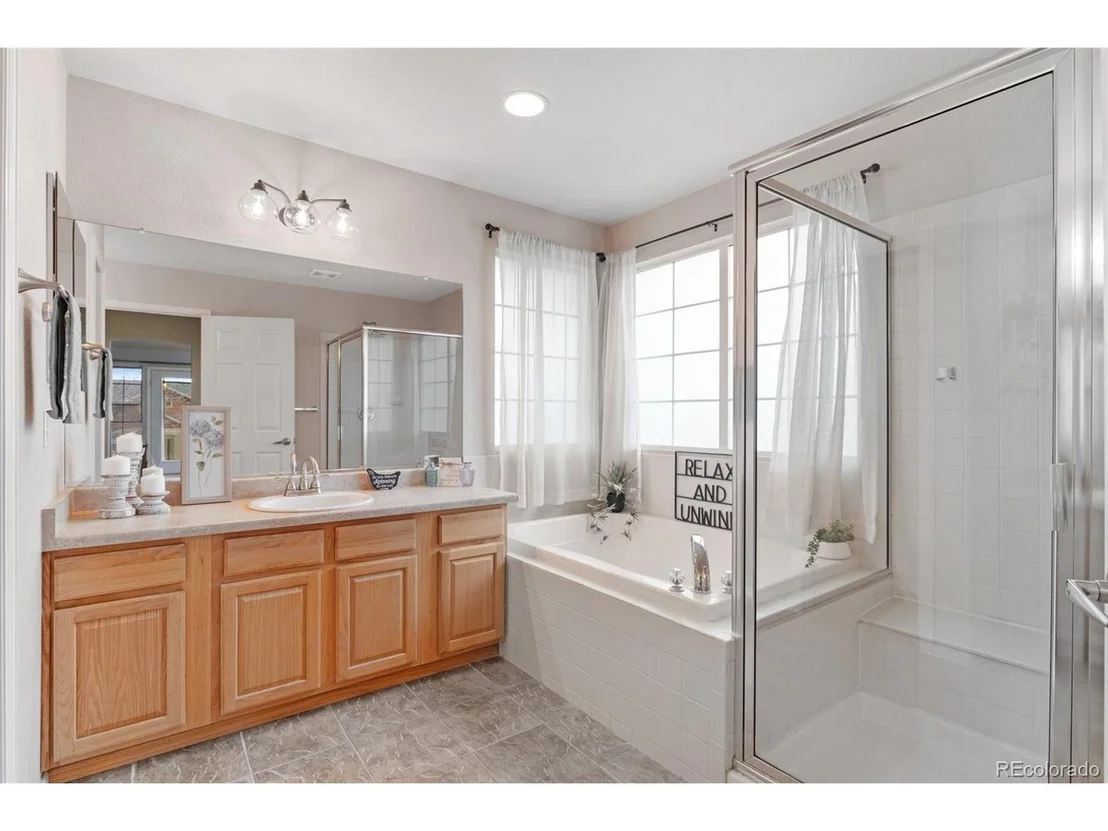 Photo of 2414 Winding Dr